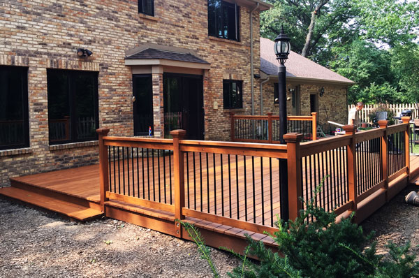 NEW DECK - Hawthorn Woods