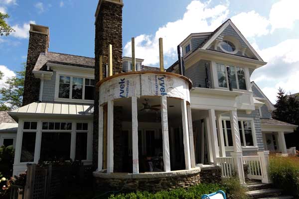 SUN ROOM / BALCONY - Glencoe