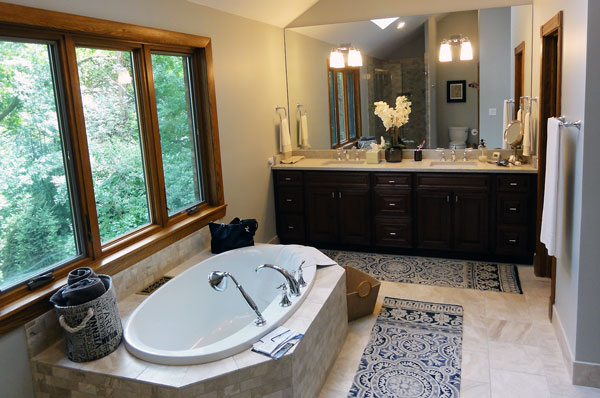 BATHROOM REMODELING - Hawthorn Woods