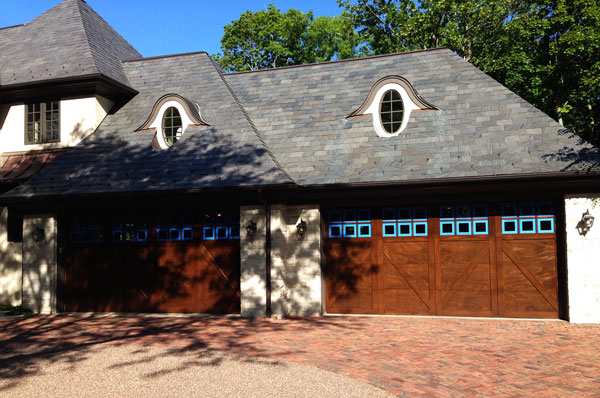 REFINISHING GARAGE DOORS - Glencoe
